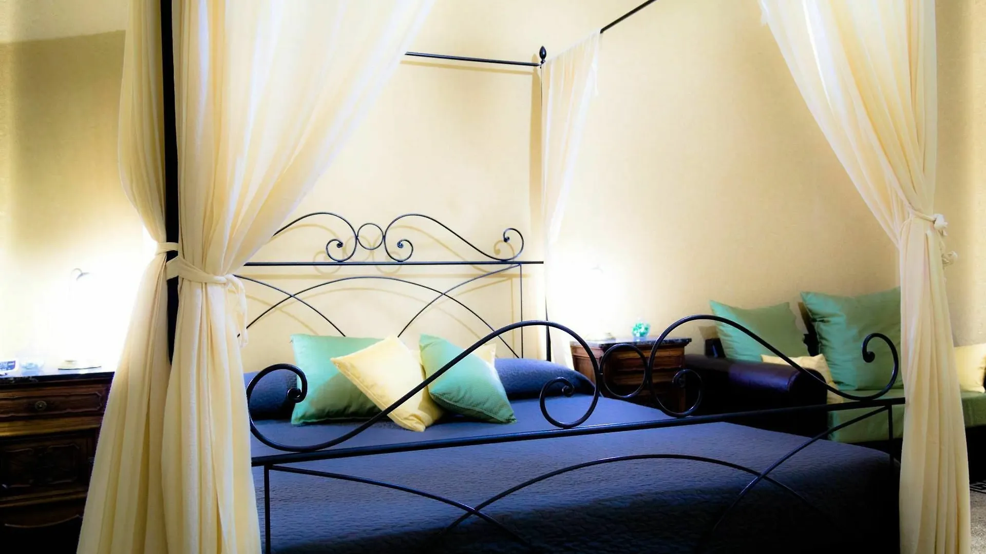 Domus Carmanello Hotel Rome