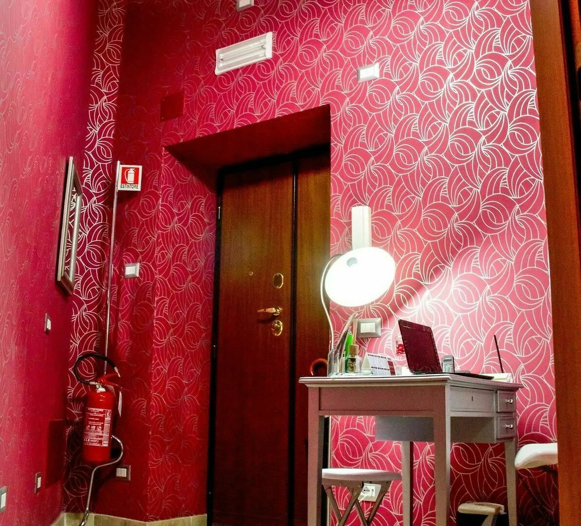 Domus Carmanello Hotel Rome Italy